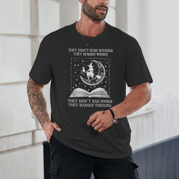 Vintage They Didn't Burn Witches They Burned Women Ban Books Unisex T-Shirt
