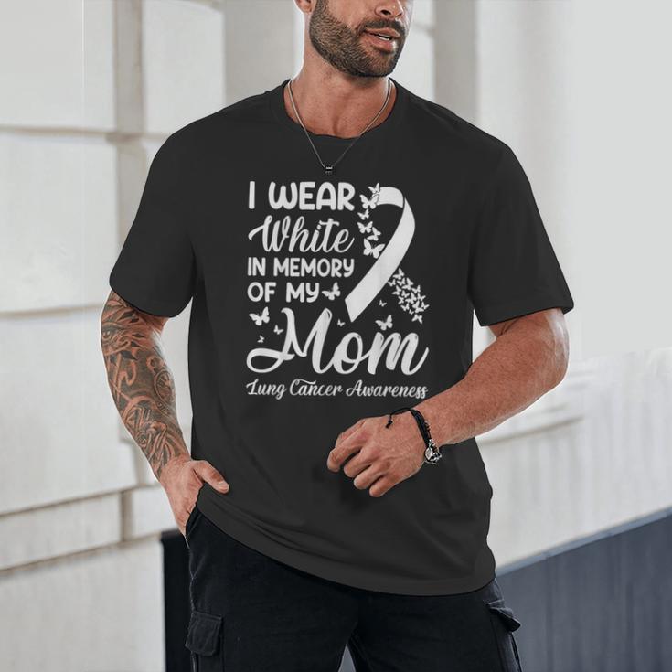 I Wear In Memory Of My Mom Lung Cancer Awareness Unisex T-Shirt