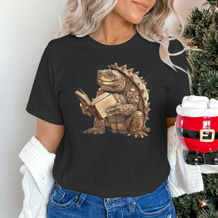 Alligator Snapping Turtle Reading A Book Unisex T-Shirt