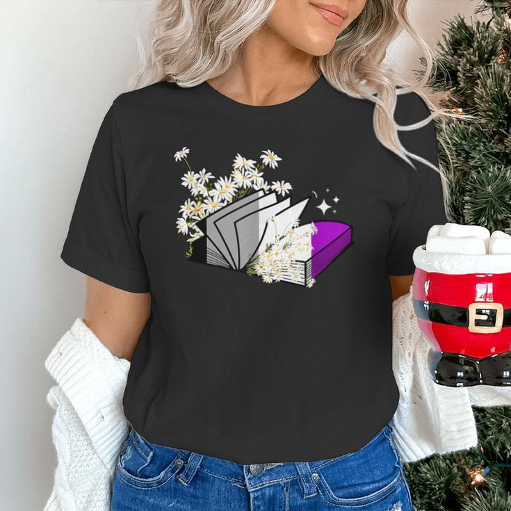 Asexual Book Lover LGBT Reading Pride Ace Flag Daisy Unisex T-Shirt