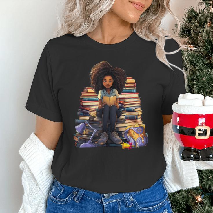 Back To School Afro Melanin Girl Reading Book Bookworm Unisex T-Shirt