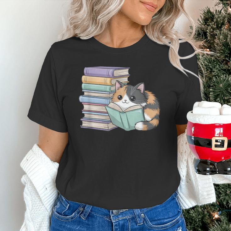 Cat On Books Pets Cats Reading Book Nerd Read Reader Bookcat Unisex T-Shirt