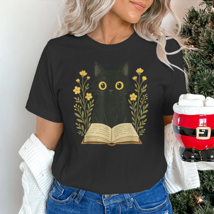 Cat Reading Book Flowers Unisex T-Shirt