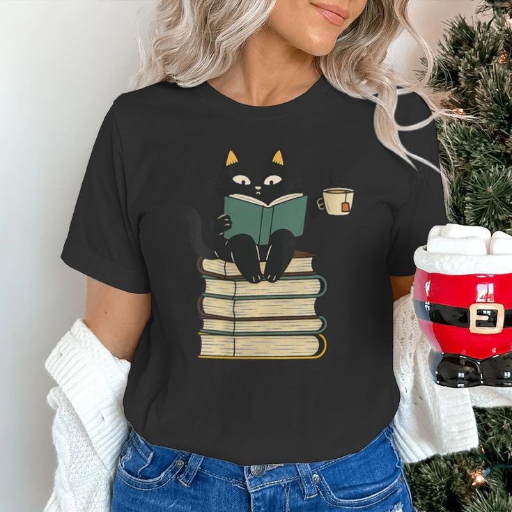 Cat Reading Book Unisex T-Shirt