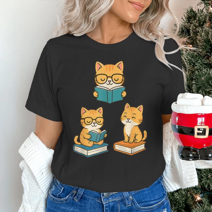 Cats Reading Book Lover Reading Bookworm Reader Unisex T-Shirt Cats Reading Book Lover Reading Bookworm Reader Unisex T-Shirt