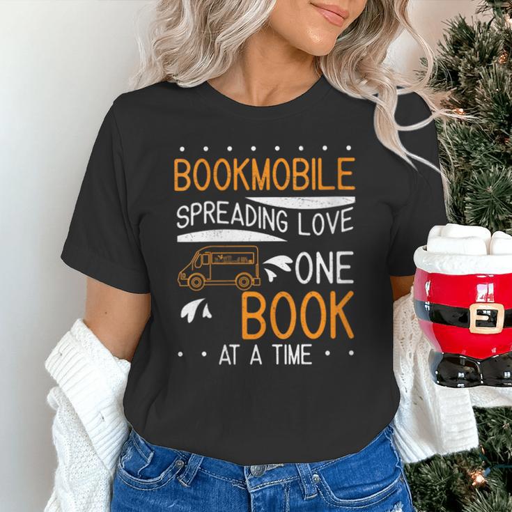 Cool Bookmobile Librarian Spreading Love One Book At A Time Unisex T-Shirt