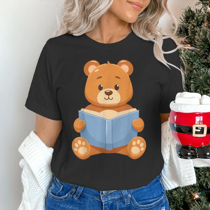 Cute Teddy Bear Reading Book Adorable For Readers Unisex T-Shirt