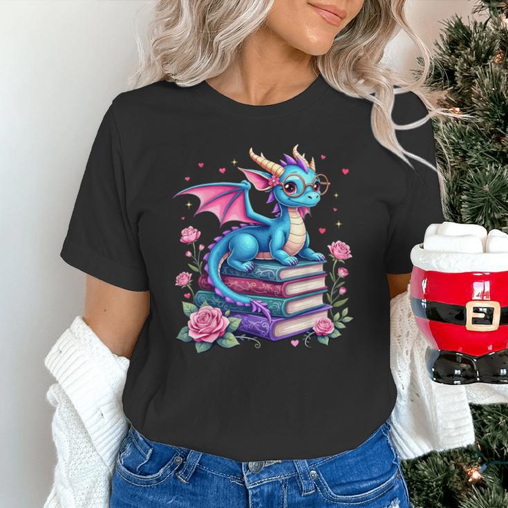 Dragons And Books Dragon Reading Book Lover Girl Bookworm Unisex T-Shirt