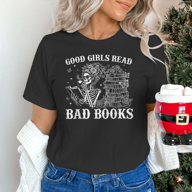 Good Girls Read Bad Books Reader Dark Romance Unisex T-Shirt