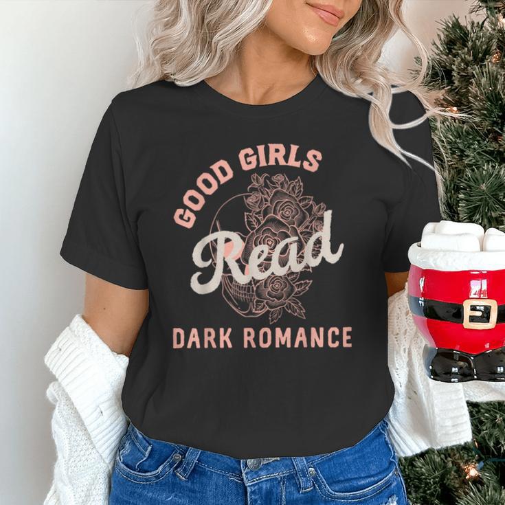 Good Girls Read Dark Romance Shirt Women Spicy Book Lovers Unisex T-Shirt