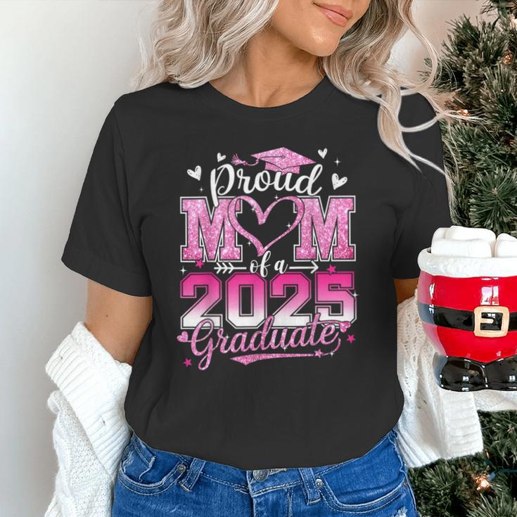 Graduation 2025 Proud Mom Of 2025 Graduate Floral Women Unisex T-Shirt