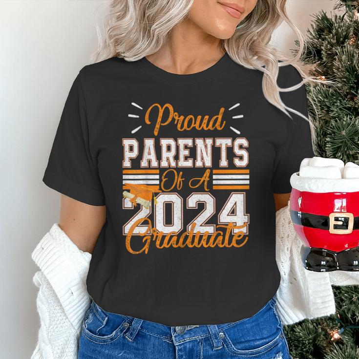 Graduation Proud Parents Of a 2024 Graduate For Mom And Dad Unisex T-Shirt