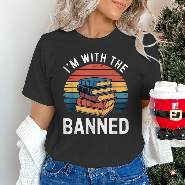 I'm With The Banned Stack Of Books Vintage Sunset Retro Unisex T-Shirt