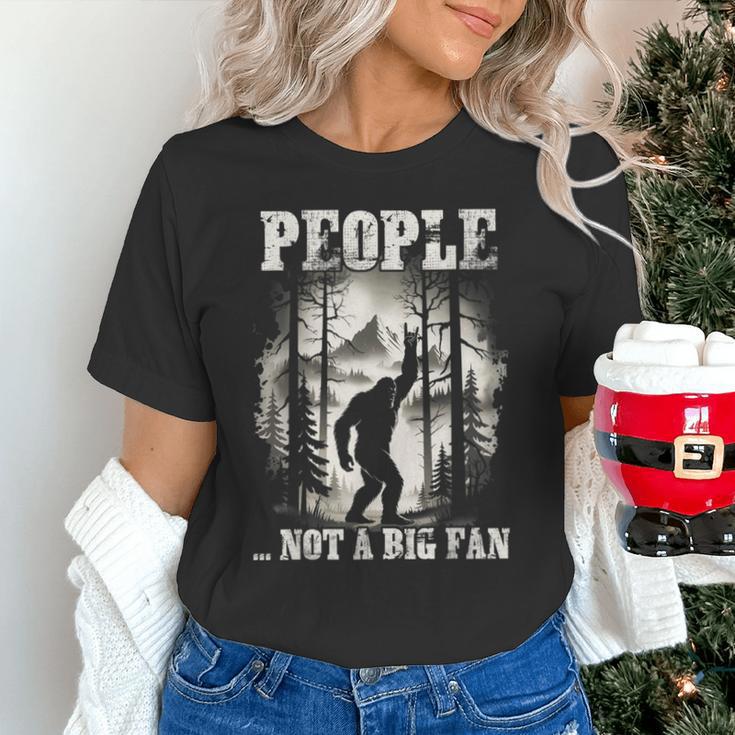Introvert Bigfoot People Not A Big Fan Dad Joke Unisex T-Shirt