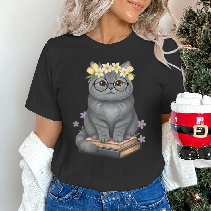 Just A Girl Who Loves Cats & Books Bookish Women Unisex T-Shirt