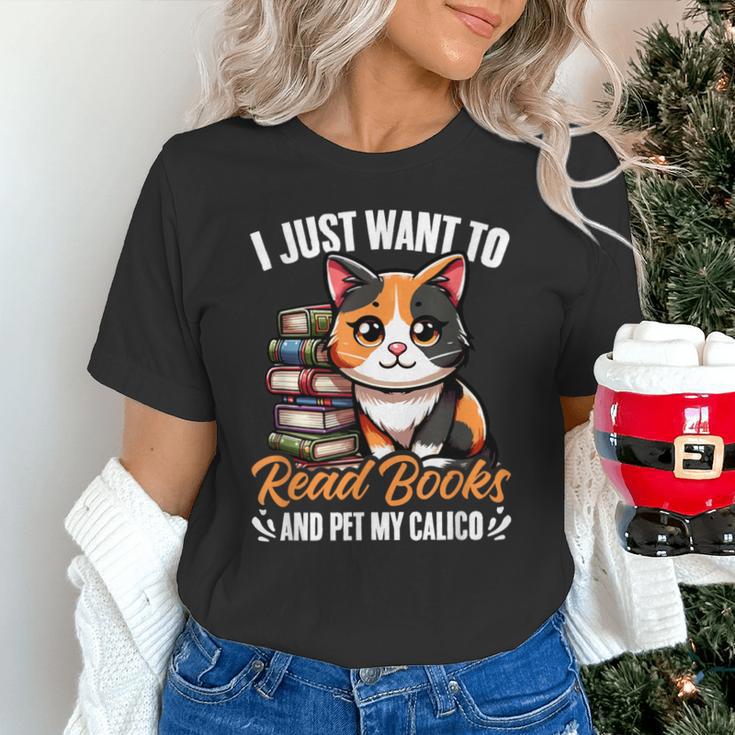 Kawaii Feline Book Reading Read Books Pet My Calico Cat Men Women Unisex T-Shirt