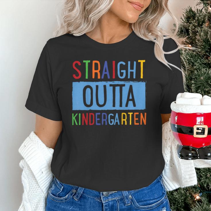 Kids STRAIGHT OUTTA KINDERGARTEN T-SHIRT FUNNY GRADUATION GIFT Unisex T-Shirt
