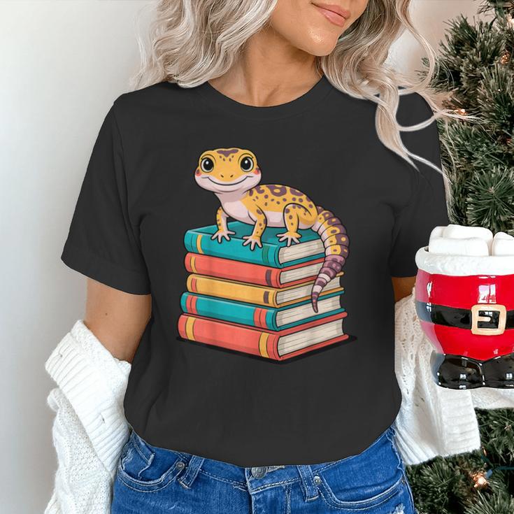 Leopard Gecko Book Lover Reading Unisex T-Shirt Leopard Gecko Book Lover Reading Unisex T-Shirt