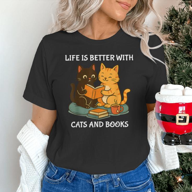 Life Is Better With Cats And Books Cute Cat Lover Unisex T-Shirt
