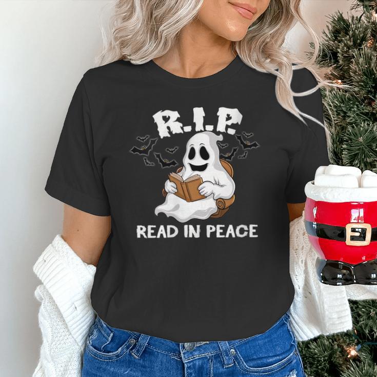 October Reading And Library Awareness Books And Boos Unisex T-Shirt