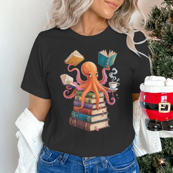 Octopus Book Reading Book Reader Ocean Octopus Unisex T-Shirt