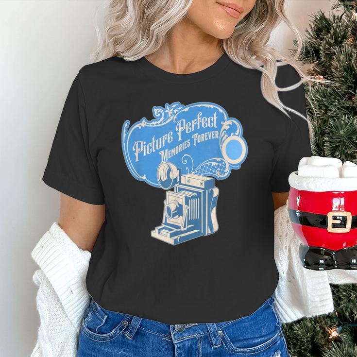 Picture Perfect Memories Forever Vintage Camera Nostalgia Unisex T-Shirt