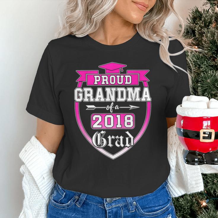 Proud Grandma Of a 2018 Grad Graduation Family Unisex T-Shirt