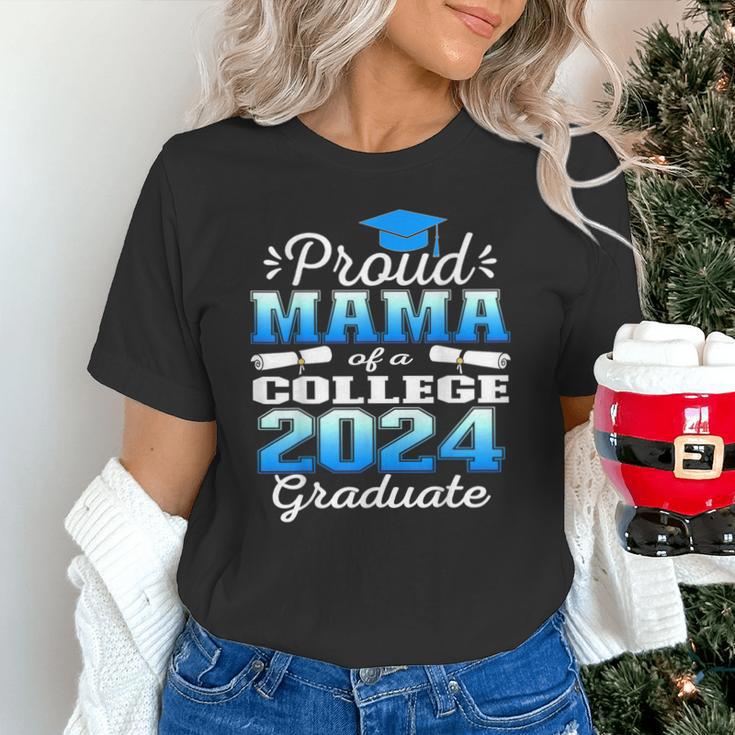 Proud Mama Of 2024 College Graduate Family 24 Graduation Unisex T-Shirt