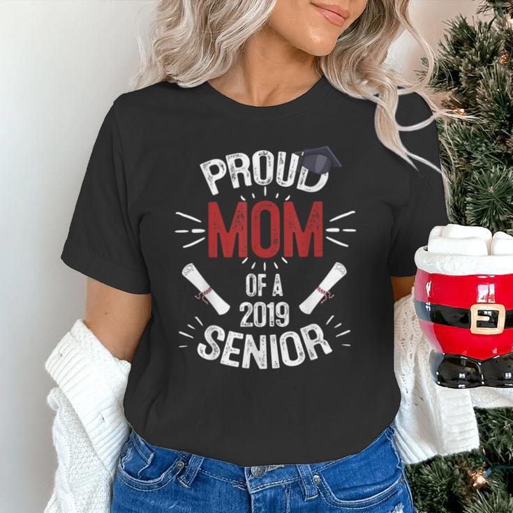 Proud Mom Mother Of a 2019 Graduate TShirt Graduation Unisex T-Shirt