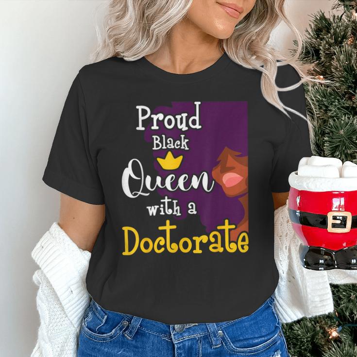 Proud Queen PhD Graduate PhD Graduation Doctorate Unisex T-Shirt