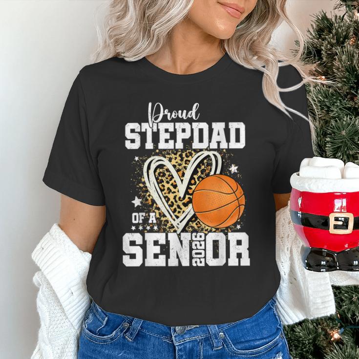 Proud Stepdad Of A 2026 Senior Basketball Graduation Leopard Unisex T-Shirt