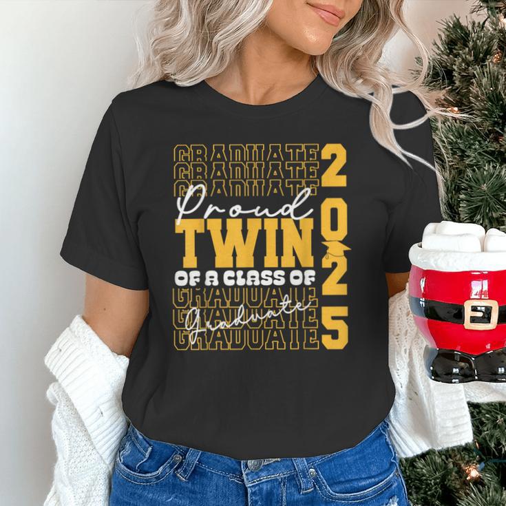 Proud Twin Of a 2025 Graduate Grad Prom Graduation Squad 25 Unisex T-Shirt