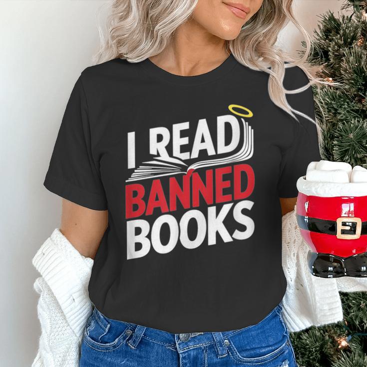 I Read Banned Books Defiant And Bold Unisex T-Shirt