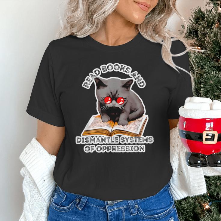 Read Books And Dismantle Systems Of Oppression Unisex T-Shirt