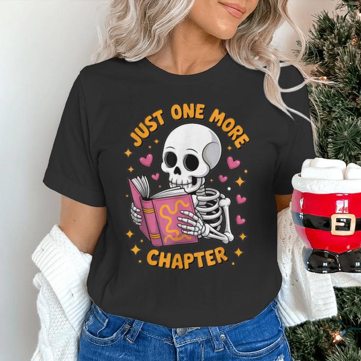 Read Books Lover Bookworm Cute Reading Just One More Chapter Unisex T-Shirt
