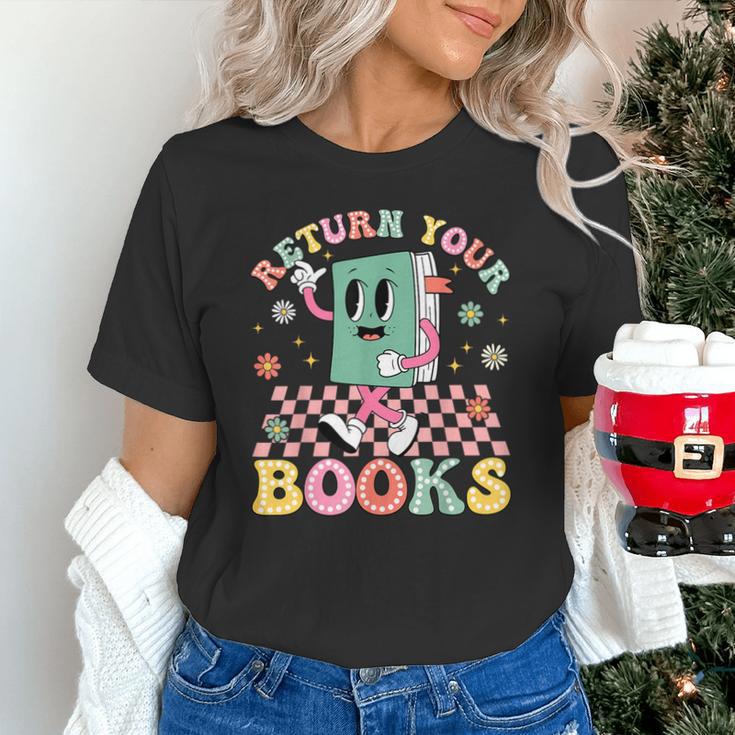 Return Your Books End School Year School Librarian Teacher Unisex T-Shirt