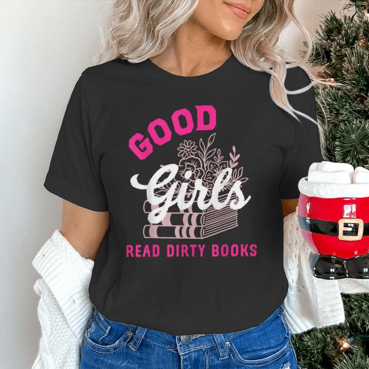 Smutty Book Merch Good Girls Read Dirty Books Smut Readers Unisex T-Shirt