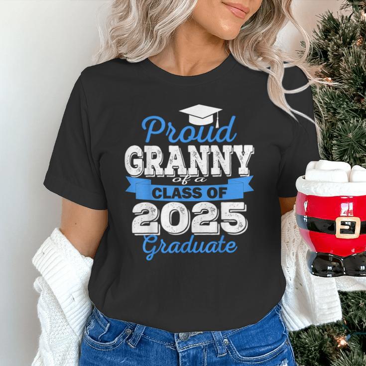 Super Proud Granny Of 2025 Graduate Senior Graduation Family Unisex T-Shirt