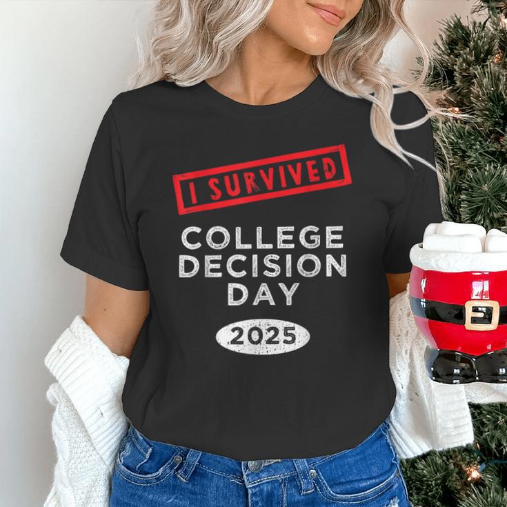 I Survived College Decision Day Graduation Class Of 25 Unisex T-Shirt