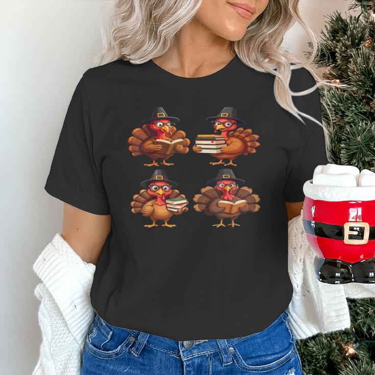 Turkey Reading Books Shirt Thanksgiving Turkey Bookworm Unisex T-Shirt