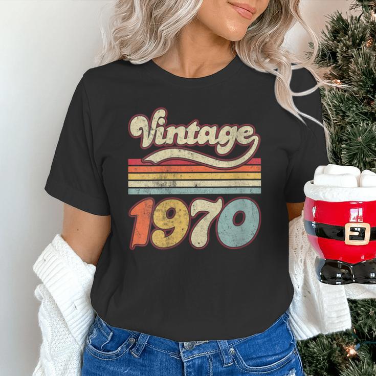 Vintage 1970 Birthday Retro Style 70's Born Nostalgia Outfit Unisex T-Shirt