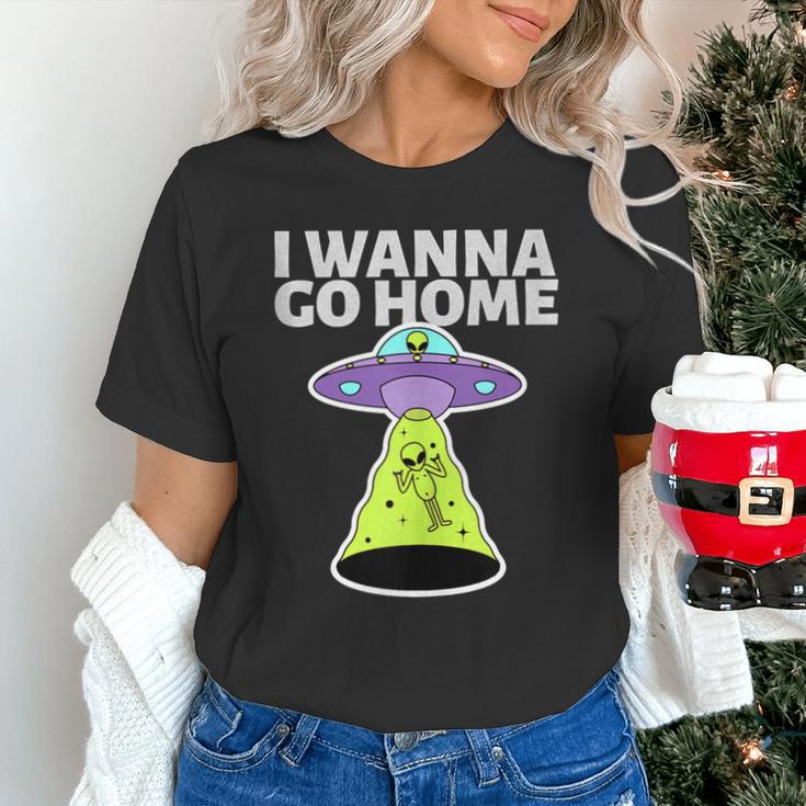 I Wanna Go Home Introvert UFO UAP Flying Saucer Trippy Alien Unisex T-Shirt I Wanna Go Home Introvert UFO UAP Flying Saucer Trippy Alien Unisex T-Shirt