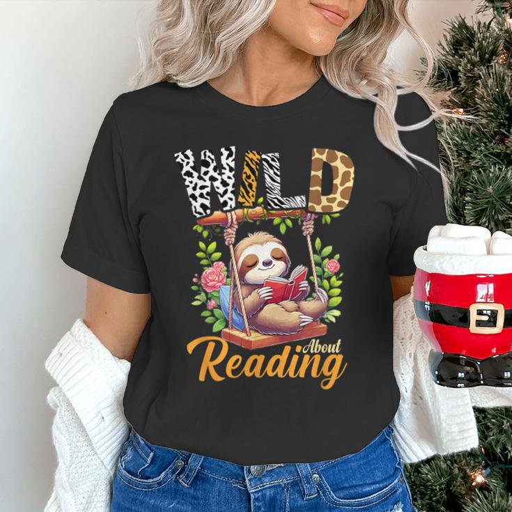 Wild About Reading Books Reader Lover Funny Teacher Animals For Men Women Kids Unisex T-Shirt