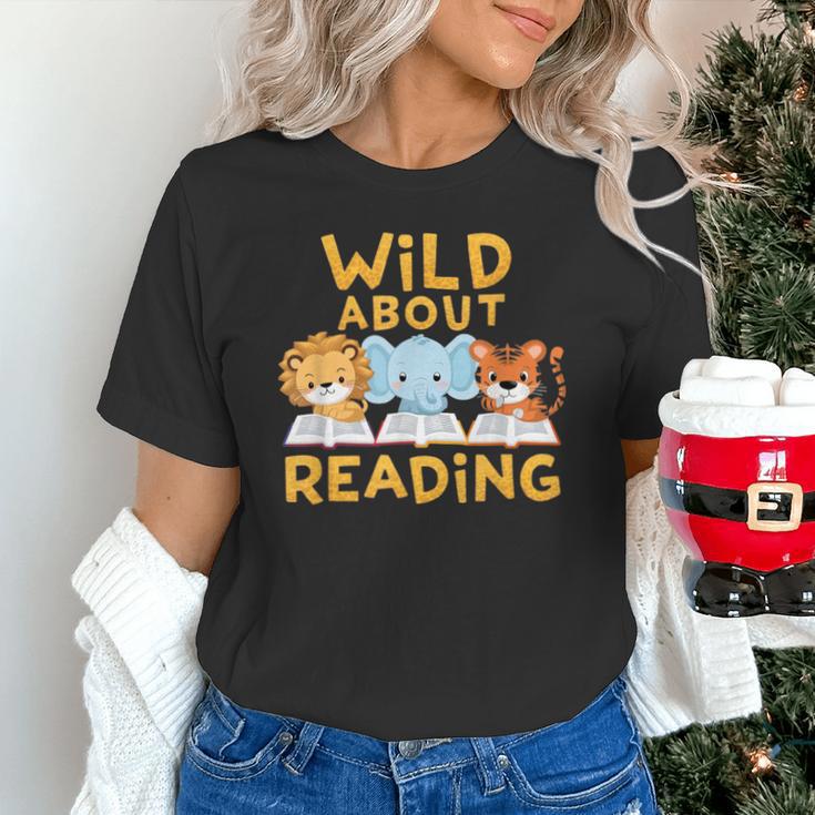 Wild About Reading Cute Animal Book Lover Kids Unisex T-Shirt