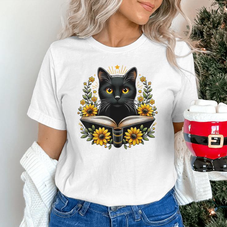 Cat For Women Book Lover Cute Cat And Book Unisex T-Shirt