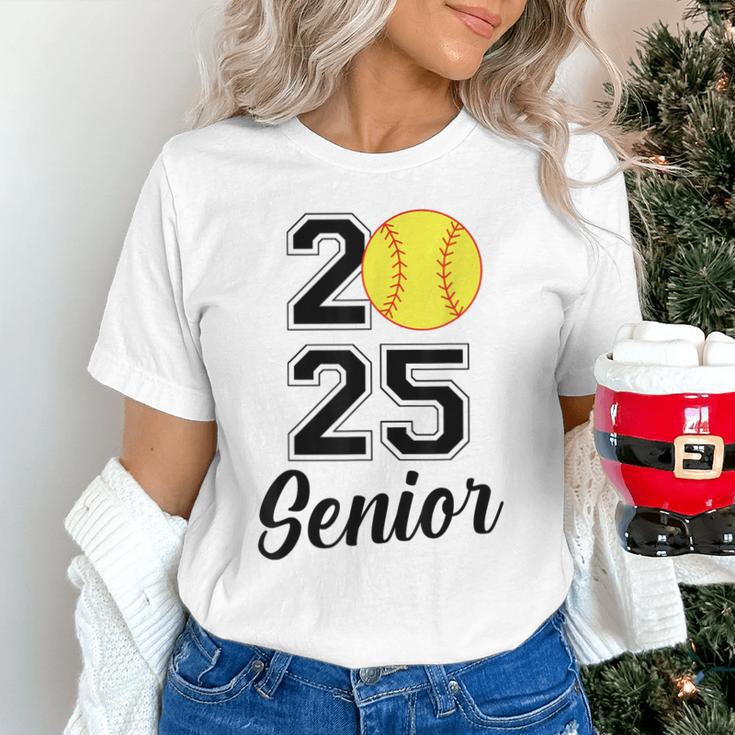 Class Of 2025 Softball Senior Graduation Graduate Women Unisex T-Shirt