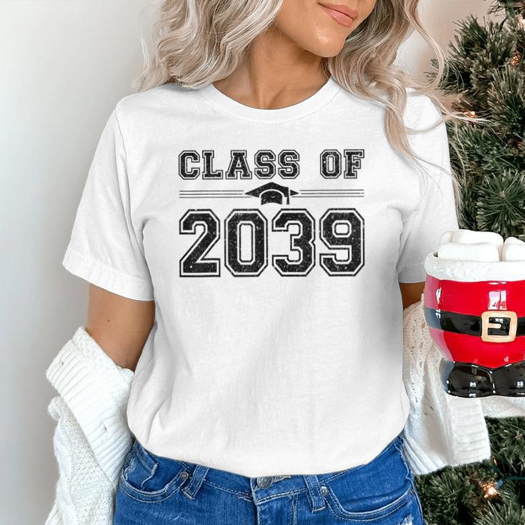 Class Of 2039 Grow With Me First Day Of School Graduation Unisex T-Shirt