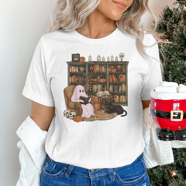 Ghost Reading Book Cat Lover Halloween Reading Enthusiast Unisex T-Shirt Ghost Reading Book Cat Lover Halloween Reading Enthusiast Unisex T-Shirt