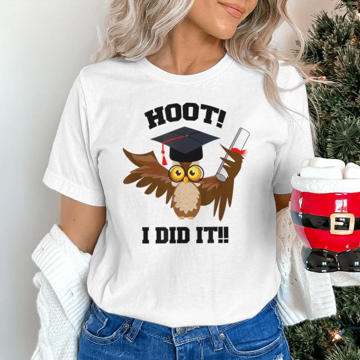 Hoot I Did It Grad Owl Holding Graduation Diploma Congrats Unisex T-Shirt