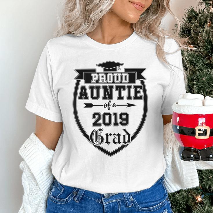 Proud Auntie Of a 2019 Grade Aunt Graduation Unisex T-Shirt